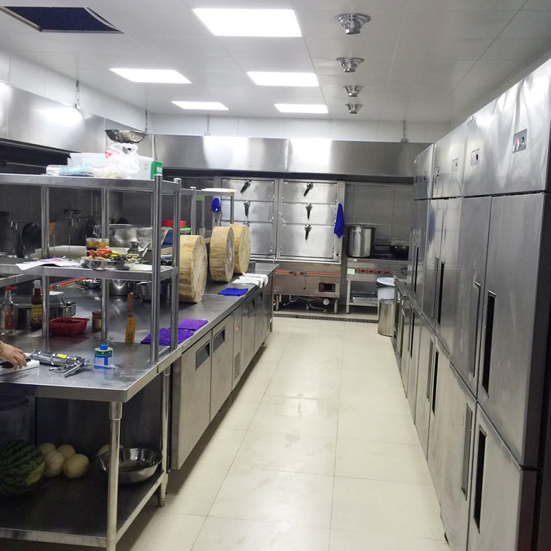 Commercial kitchen engineering case
